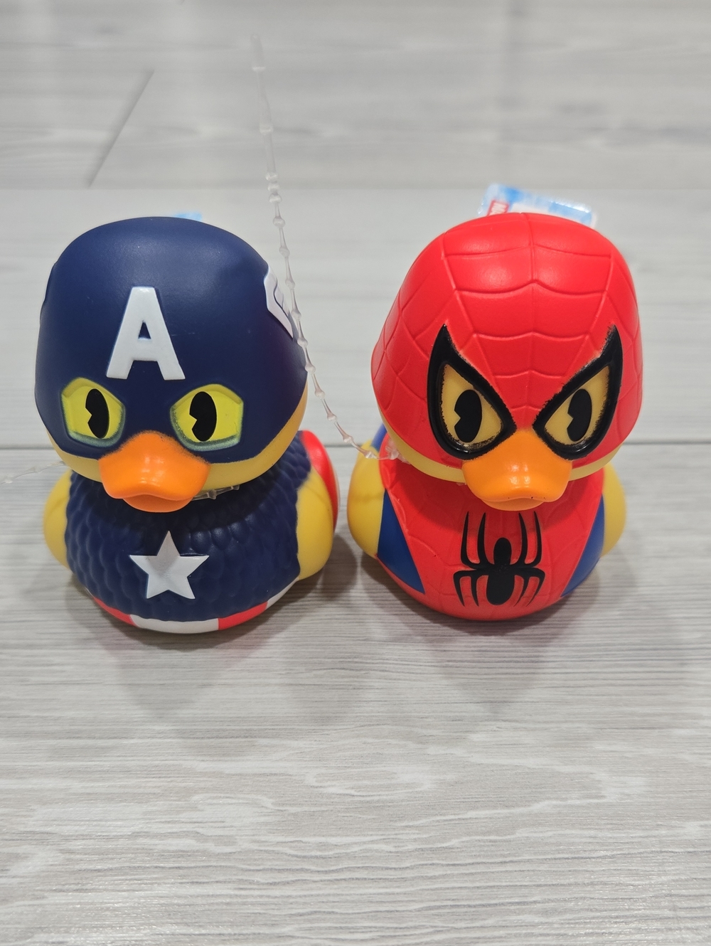 Marvel Captain America & Spider-Man Costume Rubber Duck Duo - Blue, Red & Yellow